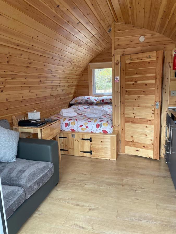 Conifer Cabins Fort William Exterior foto