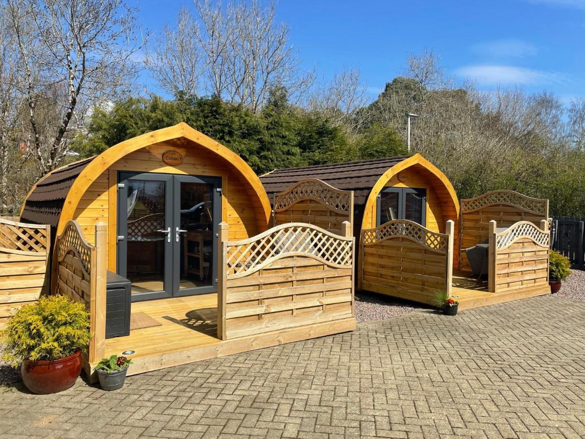 Conifer Cabins Fort William Exterior foto